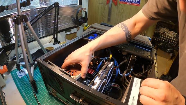 New CPU Fan Install смотреть онлайн