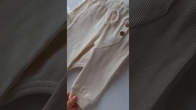 Набор подарочный на выписку новорождённого. Костюм на выписку новорождённого. смотреть онлайн