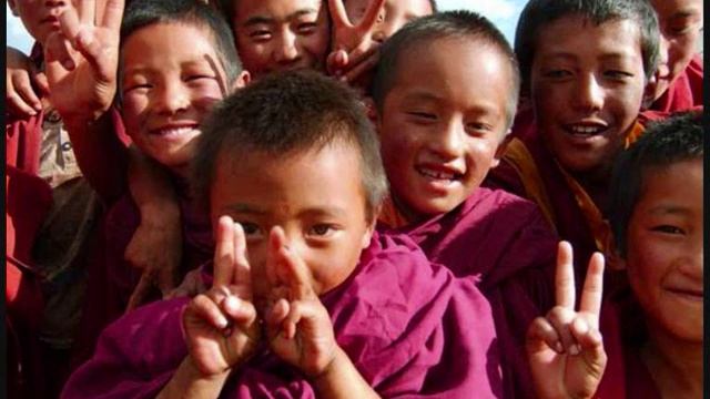 Mantra For Tibet - Buddhist Monk Chant 1