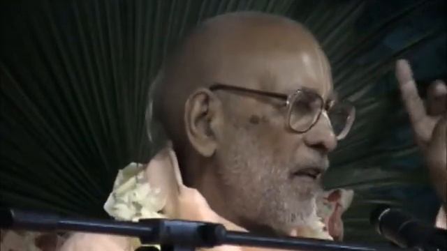 Follow Guru from today. April 18th 2001, North Shore, Oahu. смотреть онлайн