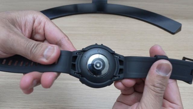 Samsung Galaxy Watch 5 Pro | Spigen Rugged Armor Pro Case смотреть онлайн