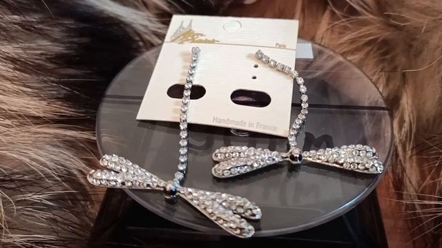 Серьги 21142 смотреть онлайн