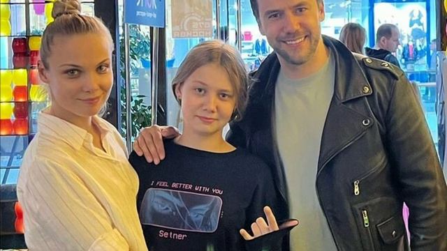 АХНУЛИ ВСЕ! Кто муж и как выглядят 2 детей Татьяны Арнтгольц и ее личная жизнь? смотреть онлайн