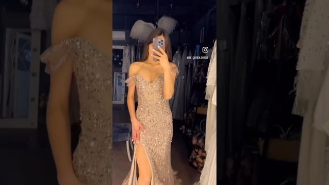 Шикарное вечернее платье с перьями в be queen dress смотреть онлайн