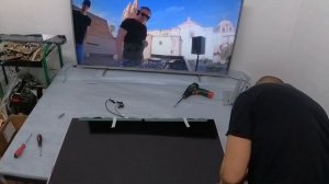 Repair black screen PHILIPS Led TV 40pfl5507k , disassembling and replace led backlight . Easy fix.