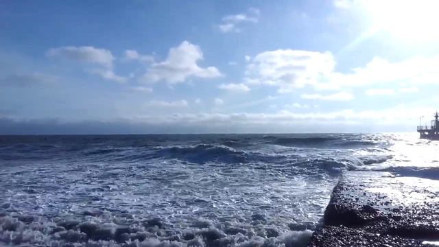 ШТОРМ НА ЧЕРНОМ МОРЕ. смотреть онлайн