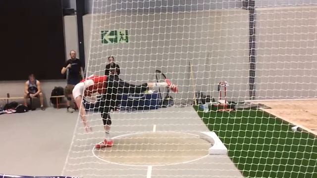Norwegian junior record, 19,05 m смотреть онлайн