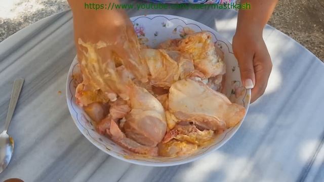 Курица гриль рецепт приготовления Курица карри на барбекю Курка гриль Кури гриль барбекю в Греции смотреть онлайн
