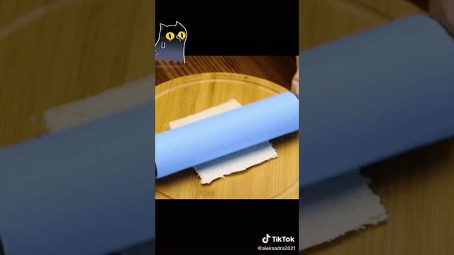 Хрустящие треугольнички с куриной грудкой. Пошаговый видео рецепт