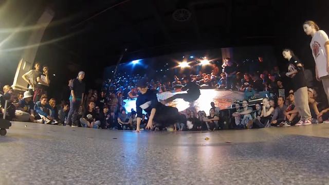 LEE и МАТИНА vs ??? | 1/4 FINAL | COMBOnation 2X2 | КАЗАНЬ | АПРЕЛЬ 2015 смотреть онлайн