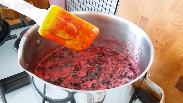 Любимое Варенье из ЧЕРНОЙ СМОРОДИНЫ ? Простой Рецепт и НЕ СЛИШКОМ МНОГО сахара! смотреть онлайн