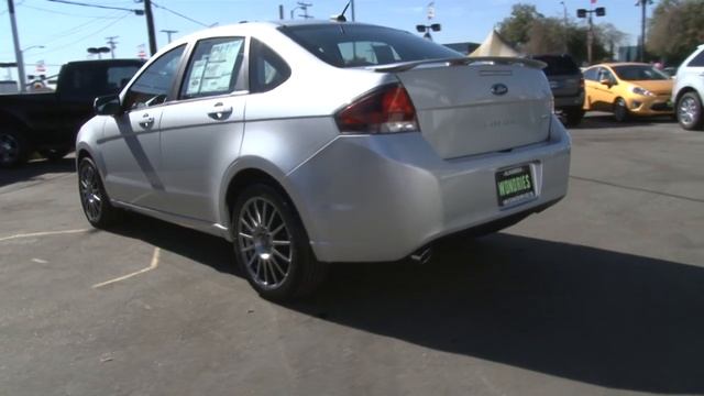 2011 Ford Focus Walkaround || NewCars.com смотреть онлайн