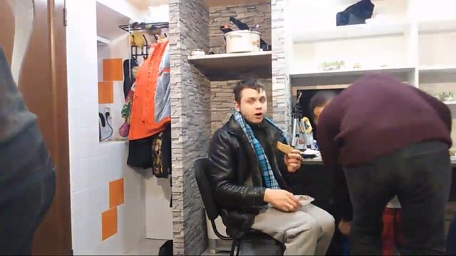 Шашлык в гараже канал "Все своими клешнями" смотреть онлайн