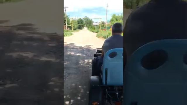 Выход в поле Мураша с прицепом смотреть онлайн