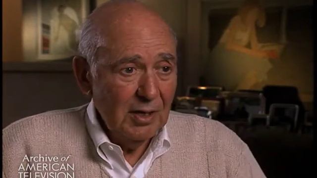Carl Reiner on using a 3-camera technique on "The Dick Van Dyke Show" смотреть онлайн