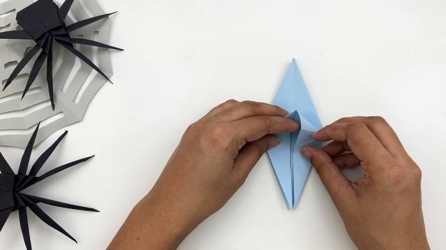 DIY How To Make Jumping PAPER SPIDER / Paper Craft / ORIGAMI SPIDER For Halloween / Halloween Craft