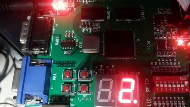 7 Segment on Xilinx Spartan 3 FPGA смотреть онлайн