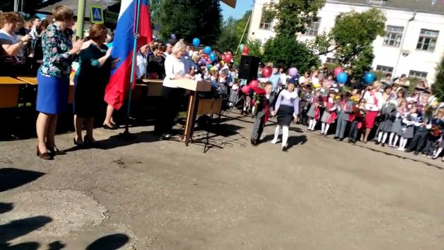 1 сентября!!!НАСТЯ НЕЗНАЙКИНА идет в 1 КЛАСС (Часть 1) смотреть онлайн