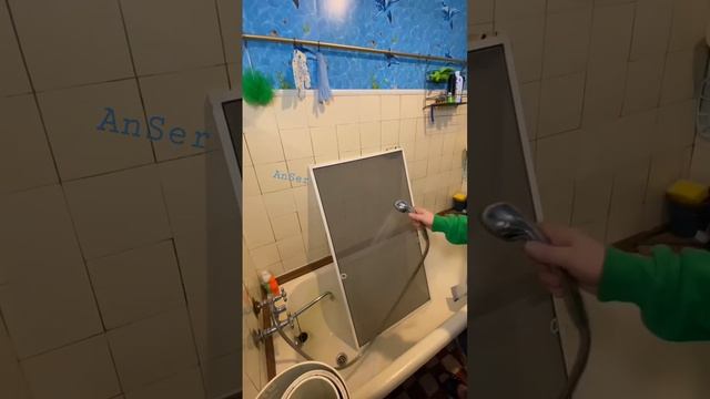 Как мыть оконную москитную сетку антипыль. Всесезонная сетка. смотреть онлайн