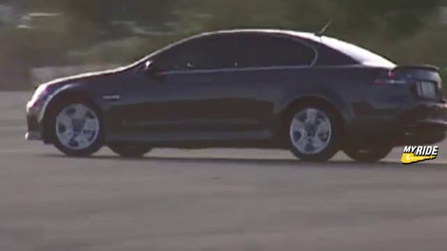 New York: Pontiac G8 GXP смотреть онлайн
