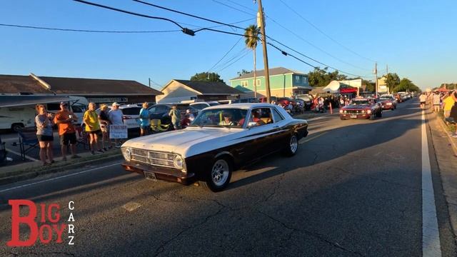 Cruisin' The Coast 2023 - Long Beach Parade - Classic Car Parade - October 2nd,