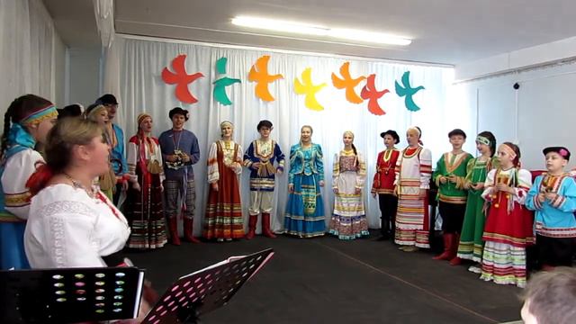 Детский Образцовый ансамбль русской народной песни "ЗВОННИЦА" смотреть онлайн