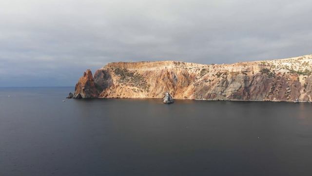 Севастополь Крым: Как же красив город РУССКИХ МОРЯКОВ. Природа Севастополя. Виды с квадрокоптера 4К смотреть онлайн