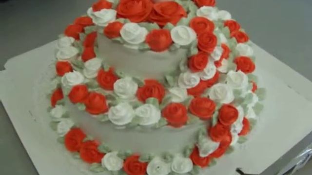 Изготовление свадебного торта на заказ http://www.torty.biz/svadebnye_torty/ смотреть онлайн