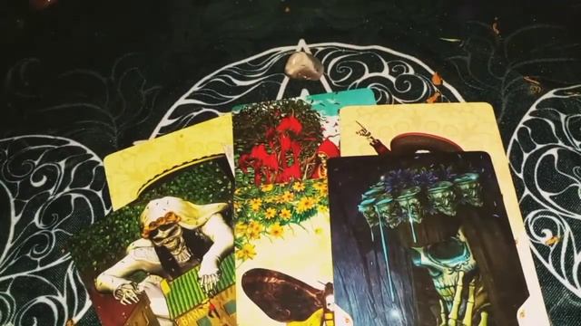 Послание Богини Гекаты, расклад на три варианта... смотреть онлайн
