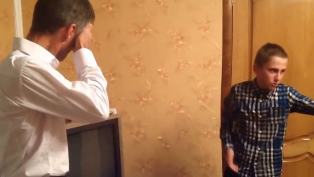 Нереальный реп своему папе от сына(Очень трогательно) смотреть онлайн