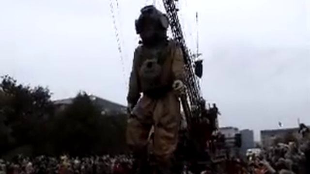 Die Riesen in Berlin - Compagnie Royal de Luxe // Berliner Festspiele - ein Märchen über 4 Tage смотреть онлайн
