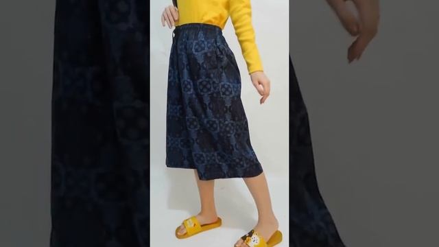 4018 Celana Kulot Pendek Jumbo Wanita Batik