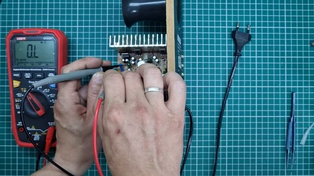 Ремонт акустики 2.0 DEXP R560 смотреть онлайн