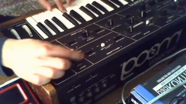 DnB Bass line with me Moog Prodigy смотреть онлайн