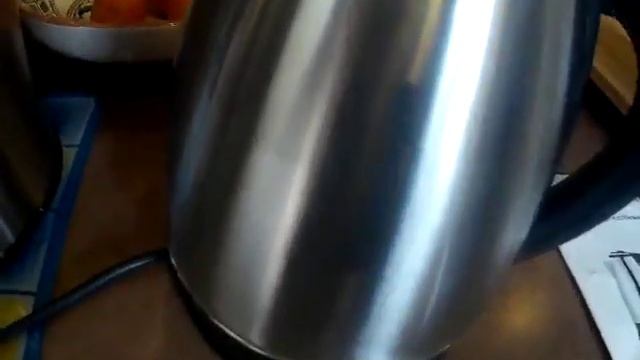 Topop Thé eau en acier inoxydable bouilloire électrique, Une jolie bouilloire inox qui chauffe rap смотреть онлайн