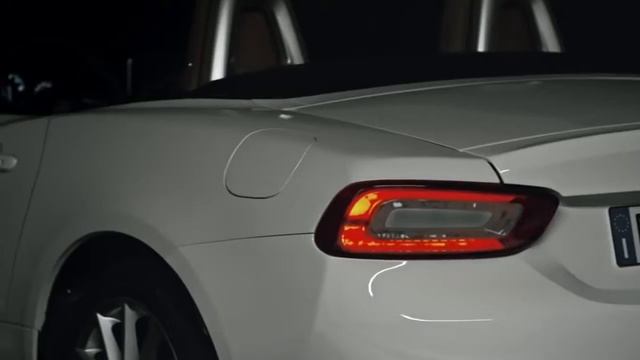 Новиот Fiat 124 Spider смотреть онлайн