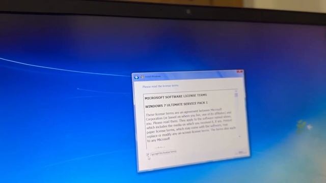 How to Downgrade Windows 10 to Windows 7 With Just ISO File #windows10 смотреть онлайн