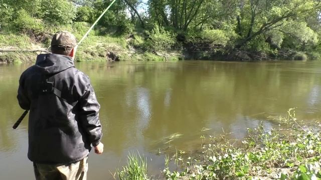 ЗАБЫЛ НАЖИВКУ и начался СУПЕР жор .Рыбалка в мае 2022 смотреть онлайн