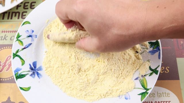МЕЛКАЯ РЫБА ЖАРЕННАЯ В КУКУРУЗНОЙ МУКЕ. ОЧЕНЬ ВКУСНЫЙ РЕЦЕПТ смотреть онлайн