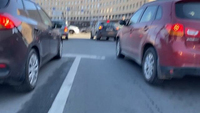 Машина против велосипеда - кто быстрее утром в городе | ВЕЛОБЛОГ | ГУЛЯЙНЕН (2021) смотреть онлайн