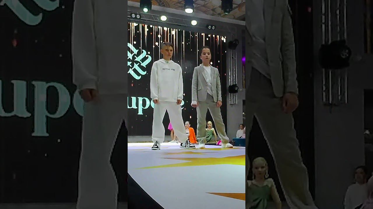 Сломанная рука не помеха fashion show #kidsmodelshow #kidsfashion #runway #kidsfashionshow смотреть онлайн