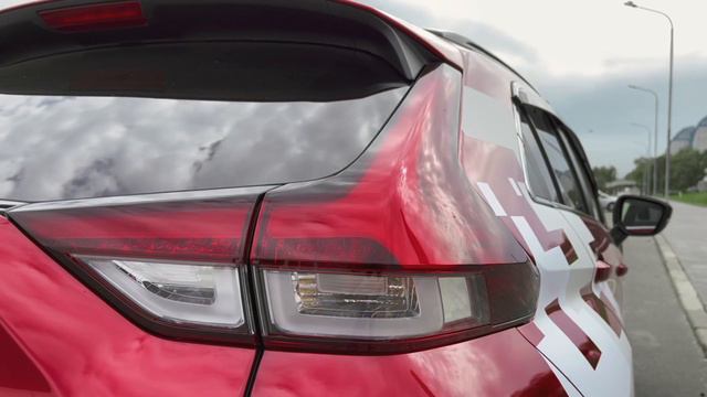 Новый ECLIPSE CROSS – источник ярких впечатлений! смотреть онлайн