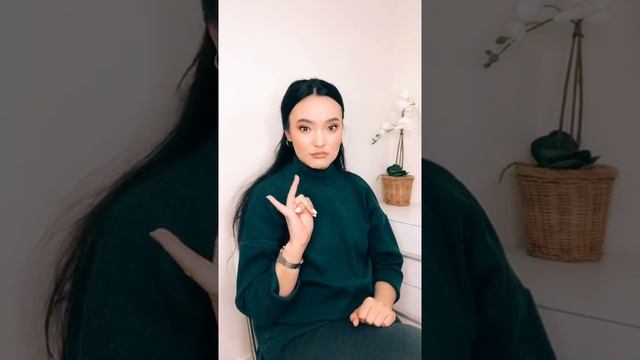 Тем кто не знал я ещё мастер маникюра и педикюра ? #маникюр #педикюр #nails смотреть онлайн