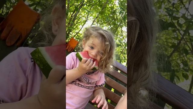 На даче нельзя остаться чистой дольше 10 минут ??? смотреть онлайн