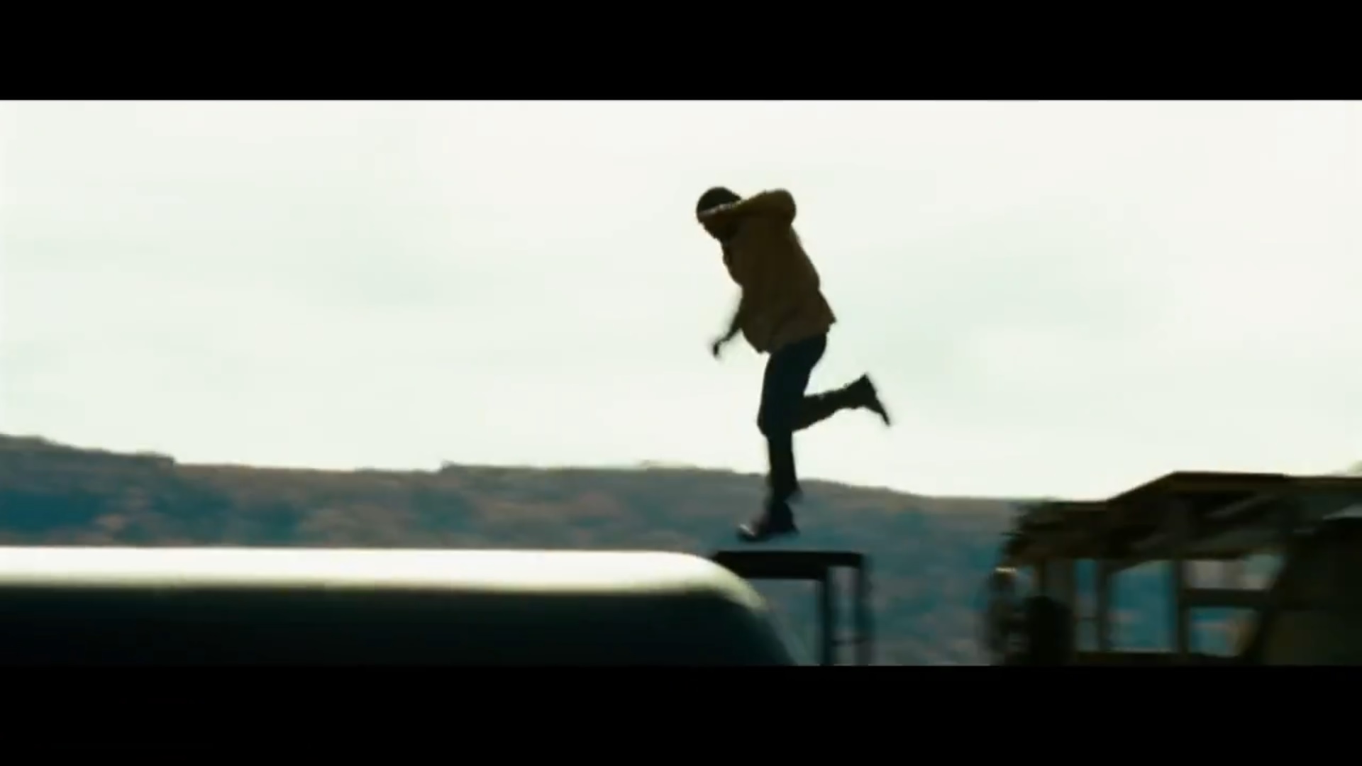 Unstoppable (2010) Trailer смотреть онлайн