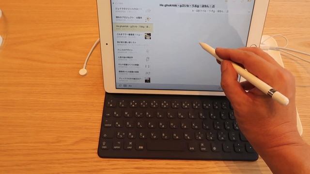 iPad (7th Generation) の紹介 смотреть онлайн