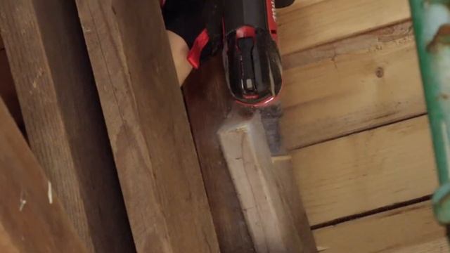 Осциллирующий мультиинструмент Milwaukee® M18 FUEL™ смотреть онлайн