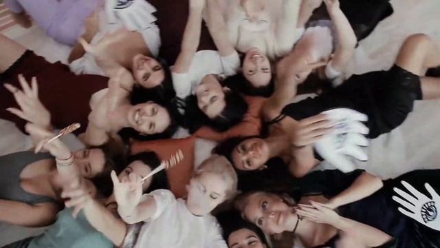 #ILOOKBDAY смотреть онлайн