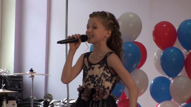 Даильнева Ксения - Мой добрый учитель (выпускной 4 класса) смотреть онлайн