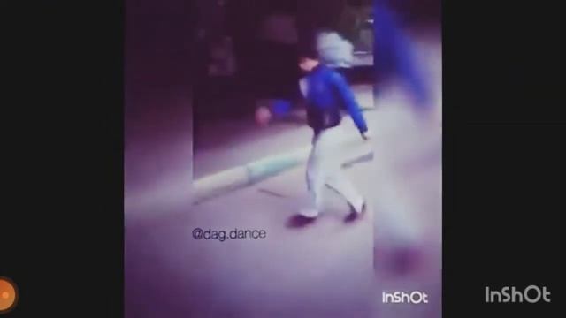 Гитарист играеть музыку астраномия и клип с танцем абу бандитам смотреть онлайн
